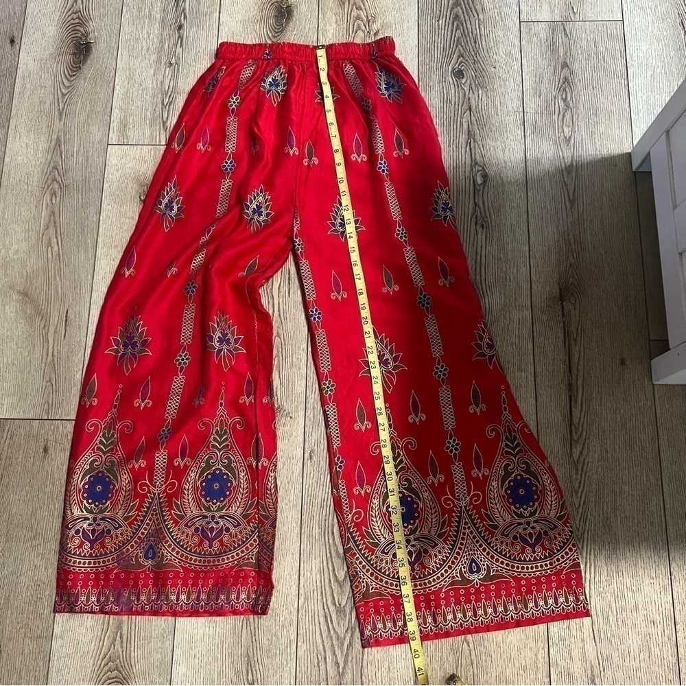Nwt lightweight red lounge pants with Indian theme purple green elastic waist S - Picture 10 of 14
